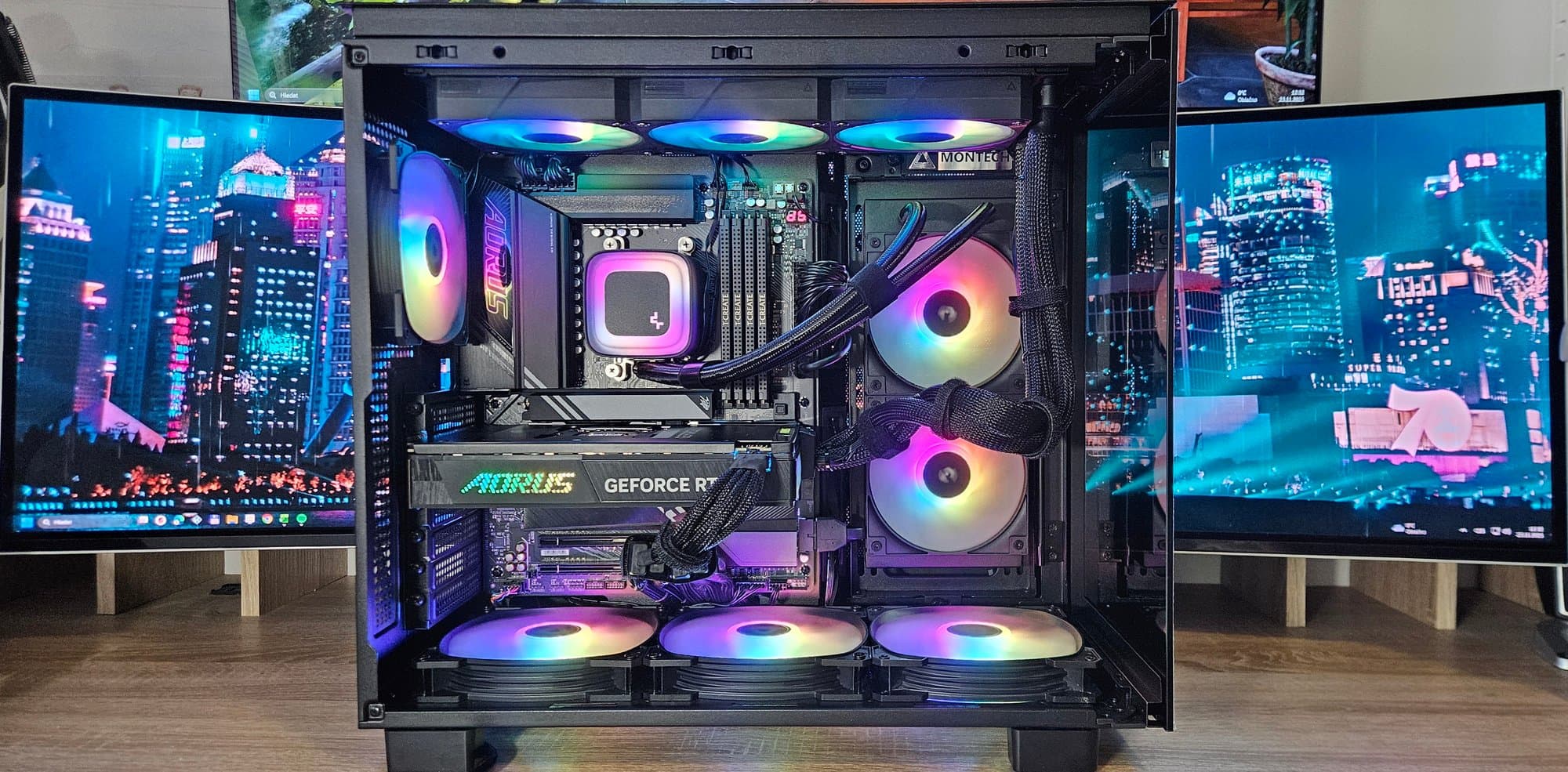 PC na zakázku s ASUS Prime deskou a AMD Radeon grafikou v prosklené skříni – Erelen Olomouc